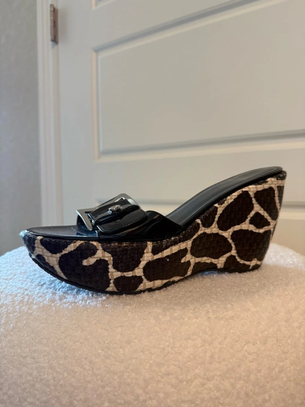 Stuart Weitzman Giraffe Print Platform Wedge- New - Picture 2 of 8